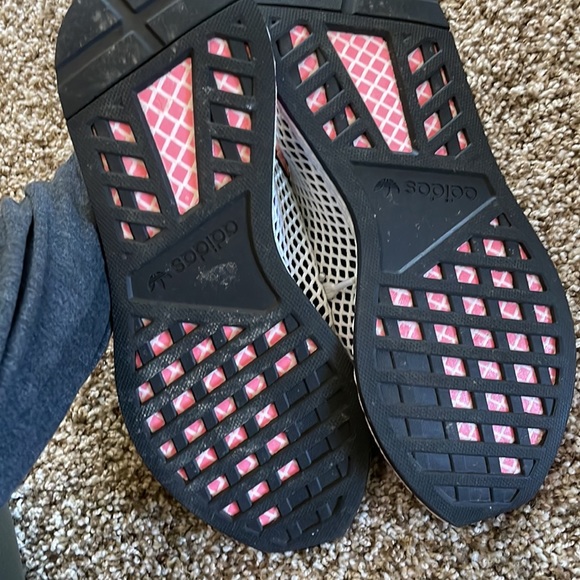 Adidas - Picture 4 of 4